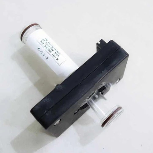 Flow sensor
